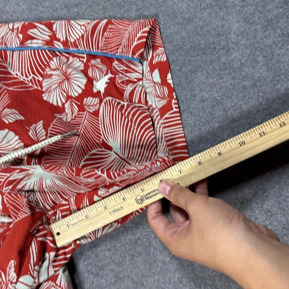Tommy Bahama Swim Trunks Mens S Red White Hibiscus Floral Nylon Board Shorts 6in